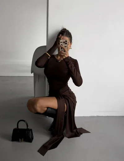 Сукня жіноча облягаюча коротка