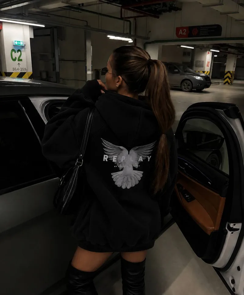 Худі жіноче на флісі, чорне — чорний
