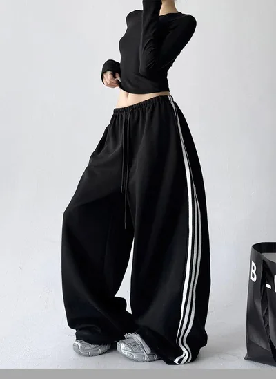 Штани жіночі oversize з лампасами, чорні